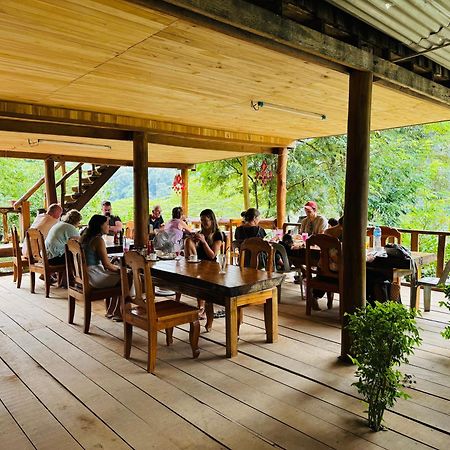 Nong Khiaw Ing Ing Mountain View B&B 외부 사진