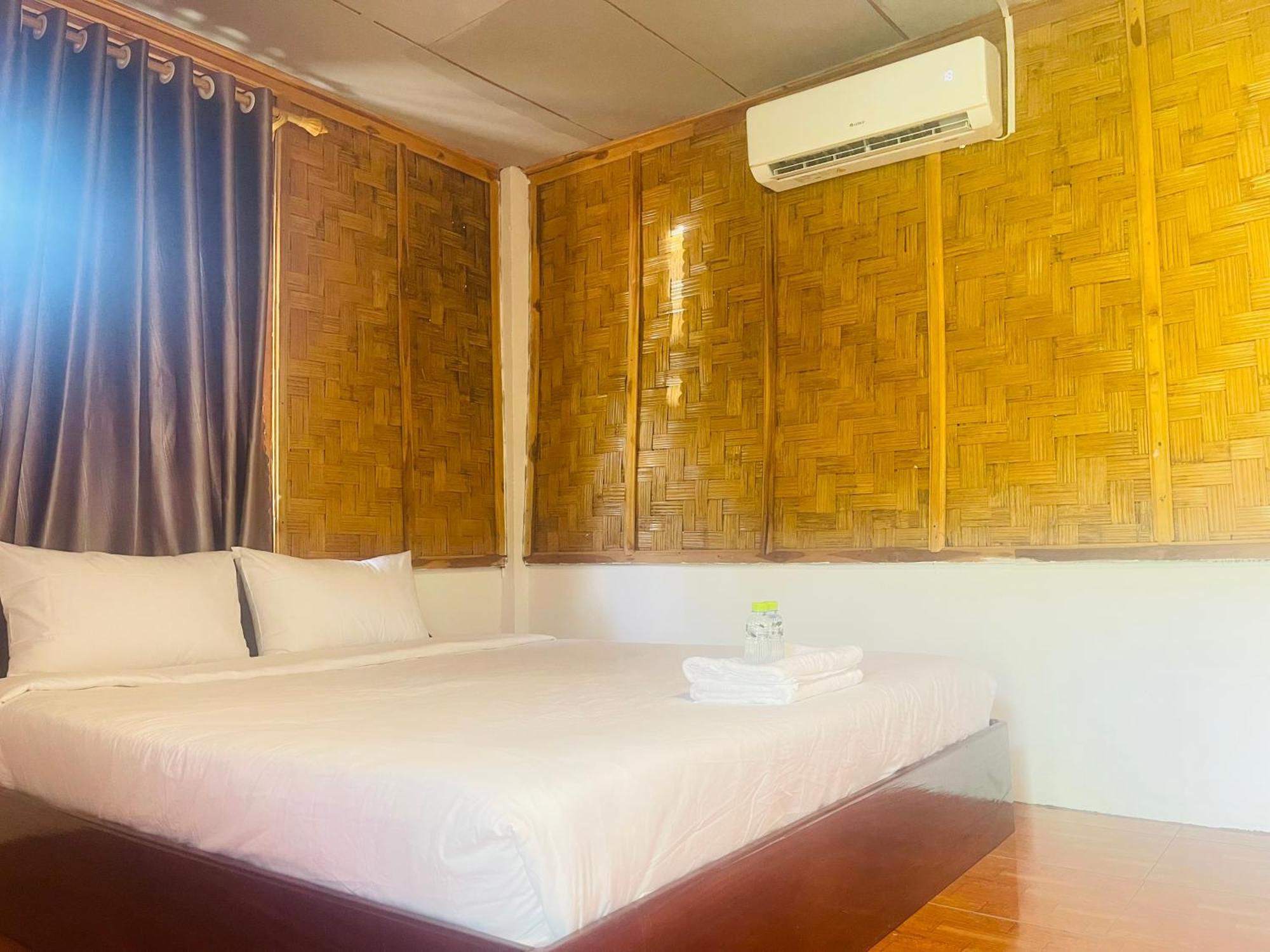 Nong Khiaw Ing Ing Mountain View B&B 외부 사진