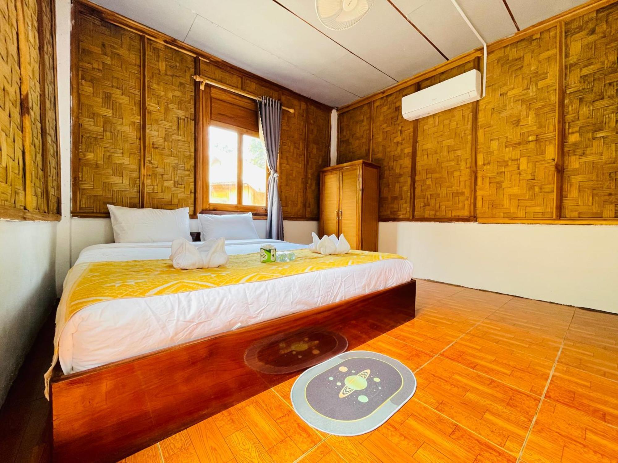 Nong Khiaw Ing Ing Mountain View B&B 외부 사진