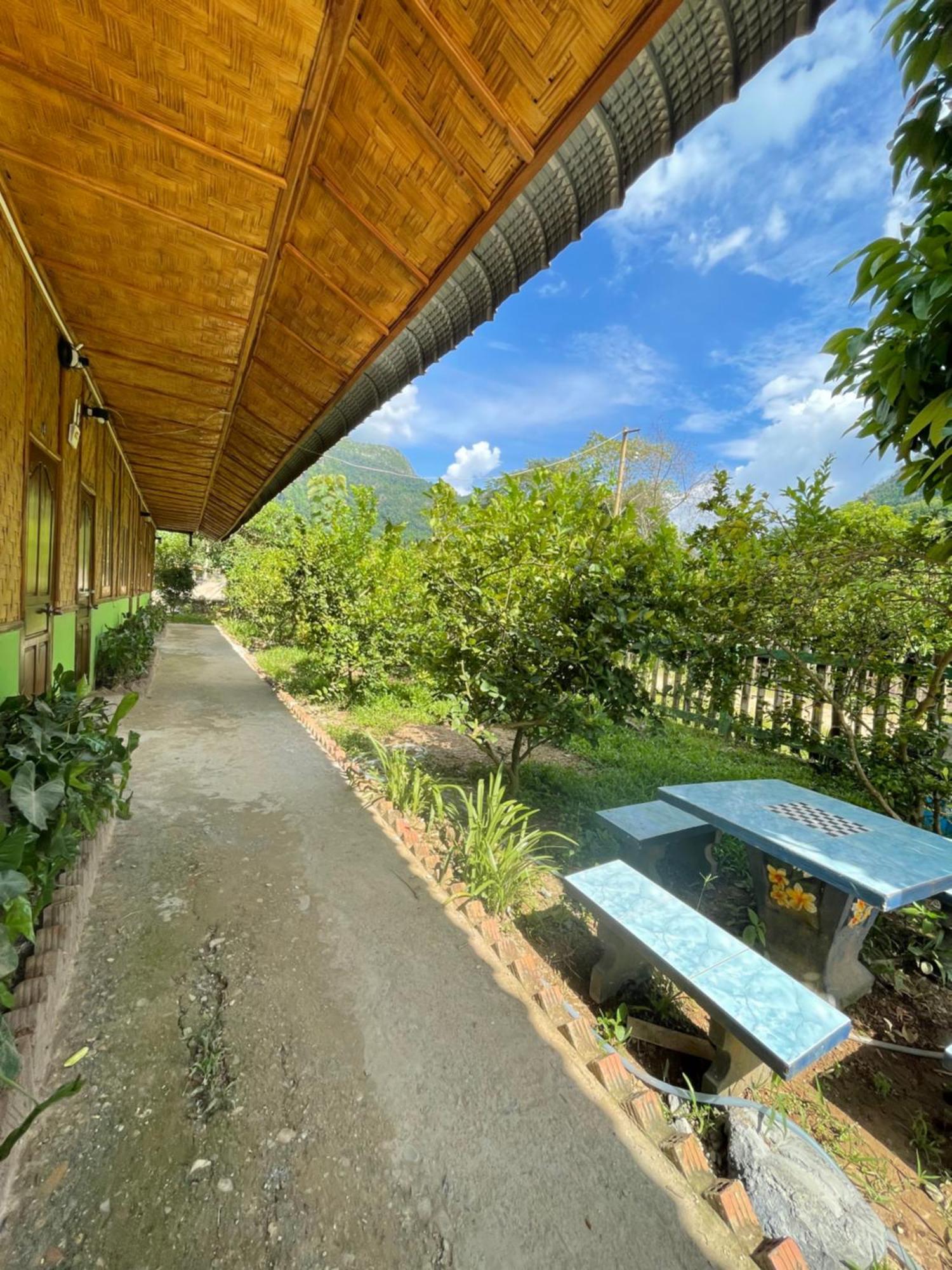 Nong Khiaw Ing Ing Mountain View B&B 외부 사진