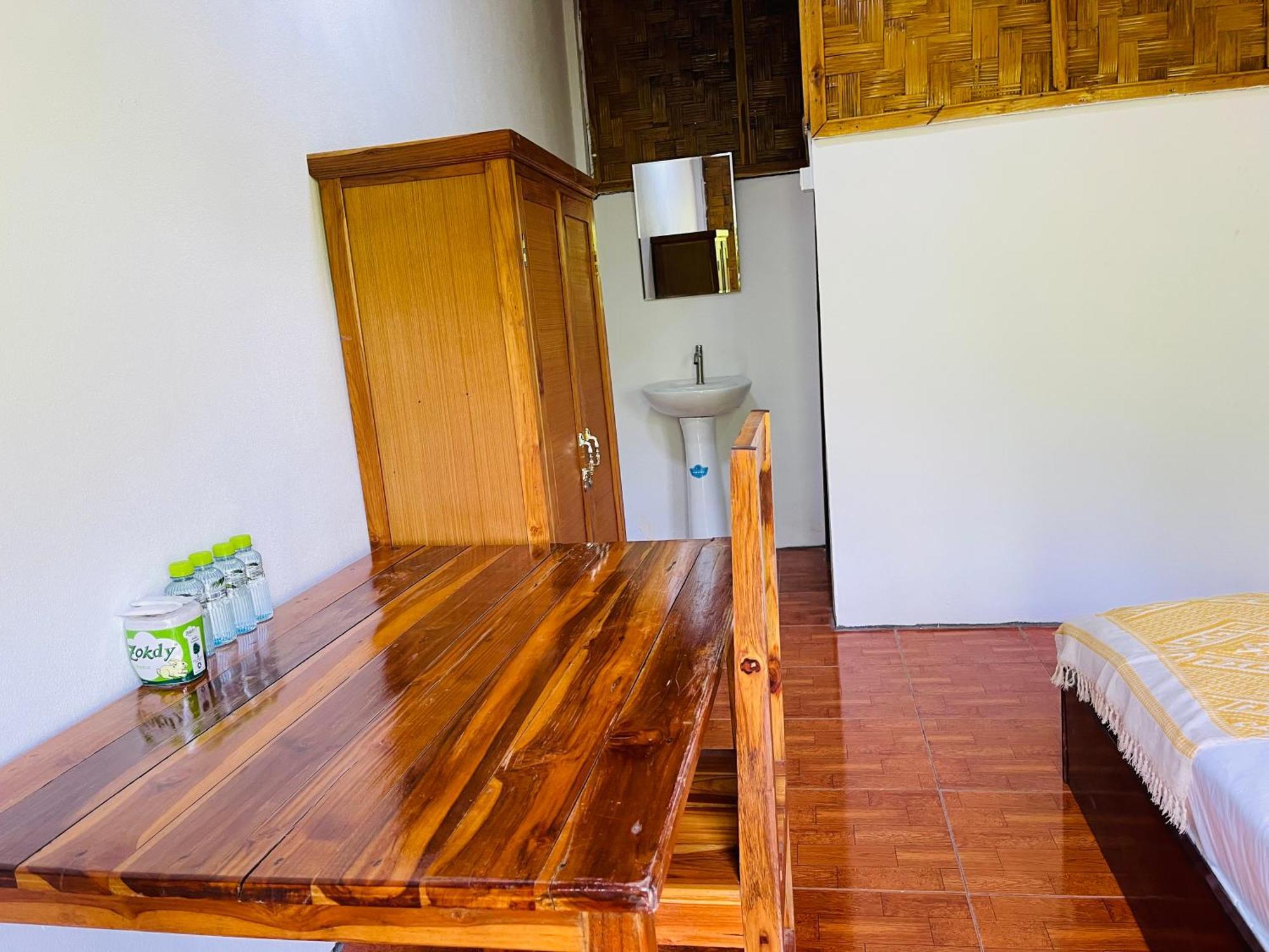Nong Khiaw Ing Ing Mountain View B&B 외부 사진
